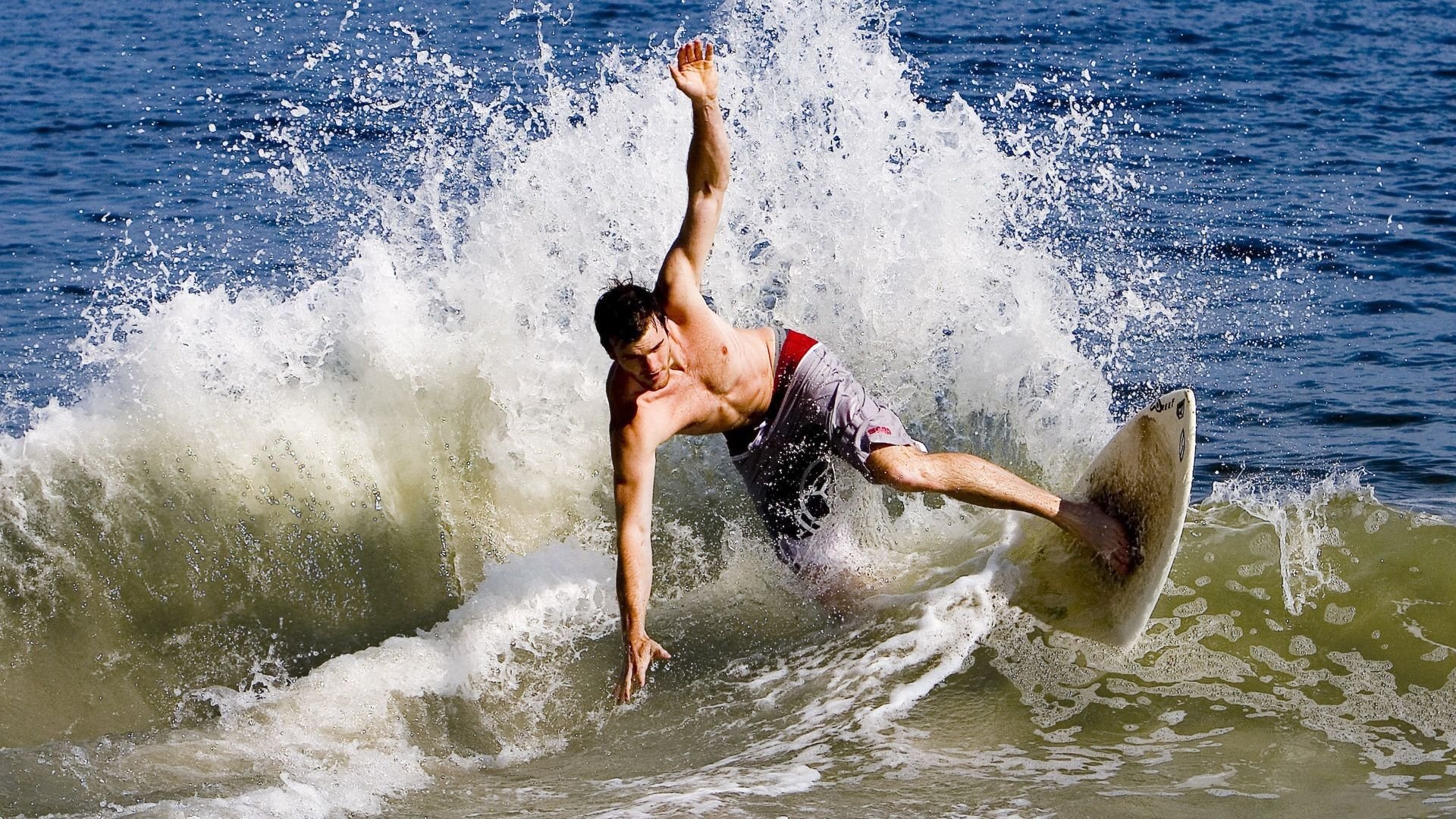 开云体育官方下载-科比：永远的“曼巴精神”激励全球青少年奋勇向前，科比的曼巴精神视频